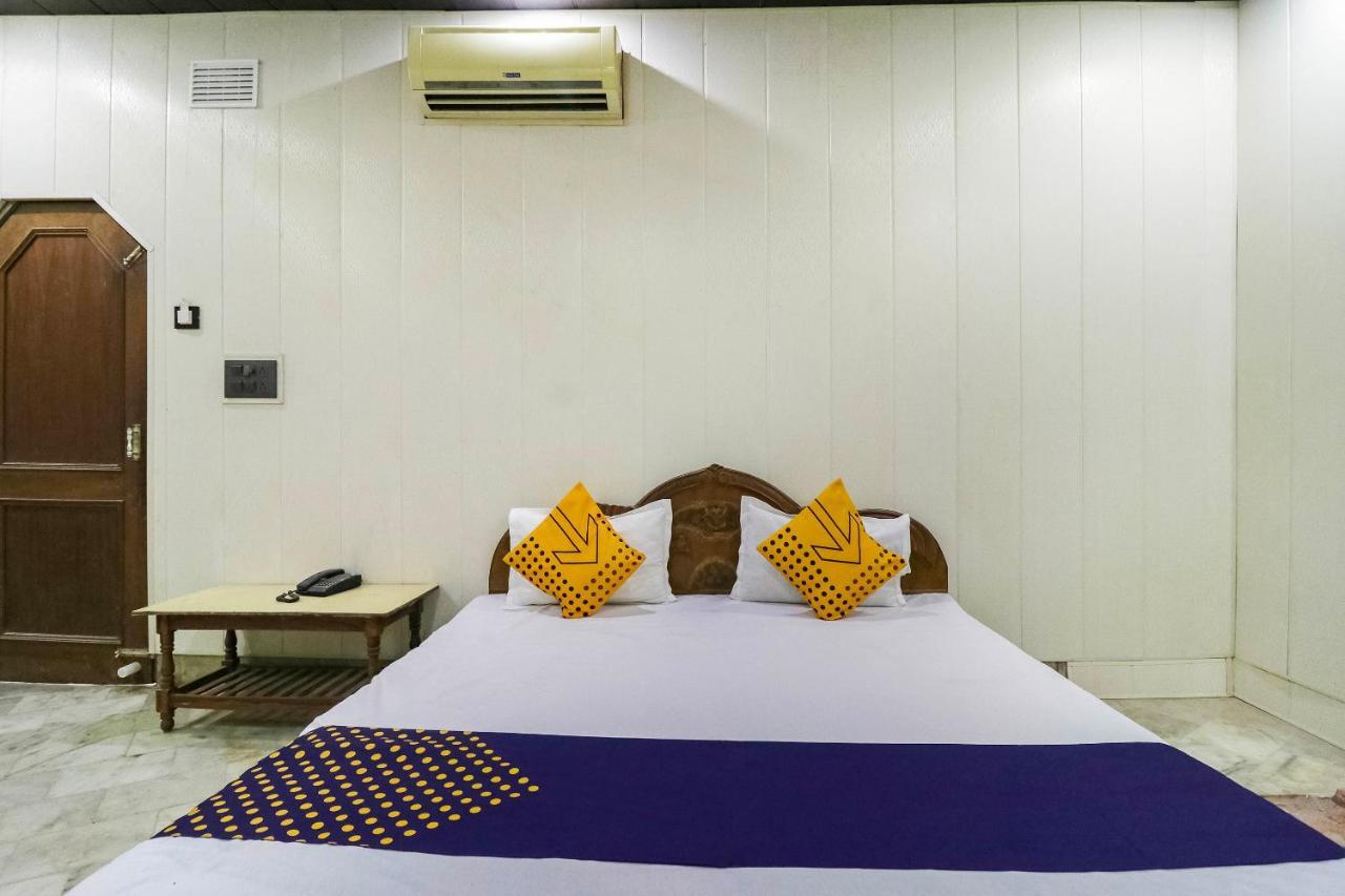 Spot On 65416 Hotel Classic Lucknow Eksteriør billede